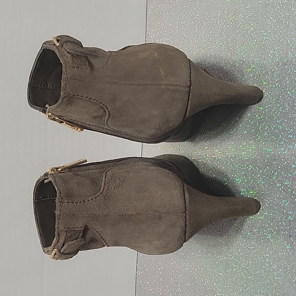 Tory Burch Brown Suede 'Milan' Booties Wedge Heel Boots SZ: 8.5 - Picture 4 of 12